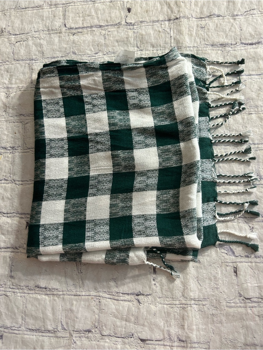 UG APPAREL UNIVERSITY GIRLS COLLEGIATE 100% VISCOSE GREEN/WHITE PLAID SCARF O/S - Picture 7 of 11